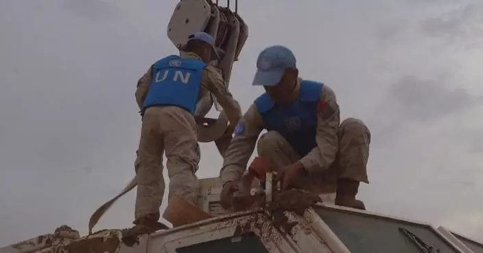 Chinese peacekeepers rescue damaged UN vehicle in South Sudan