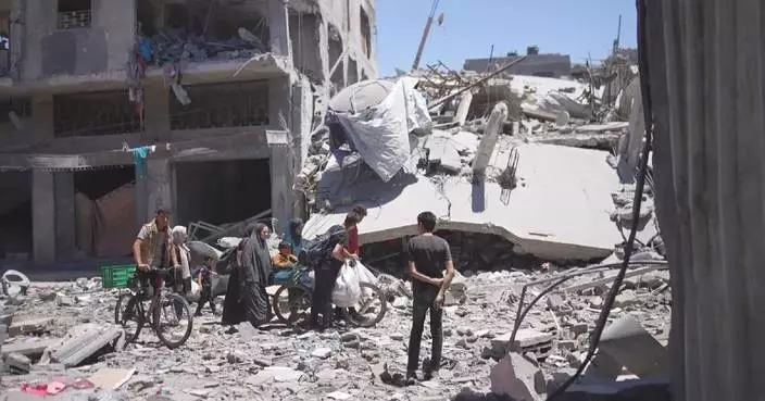 People in Gaza exhaust efforts in rescuing family members in Israel-ruined buildings