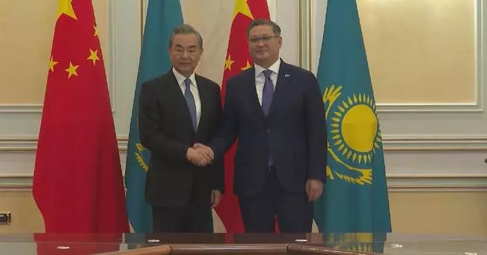 Chinese, Kazakh FMs hold talks on bilateral ties