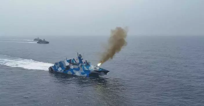 Chinese missile speedboats conduct live-fire drills