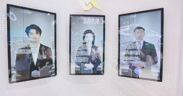 Various digital humans displayed at Digital China Summit attracting visitors