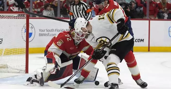 Panthers rout Bruins 6-1 in Game 2 to tie series
