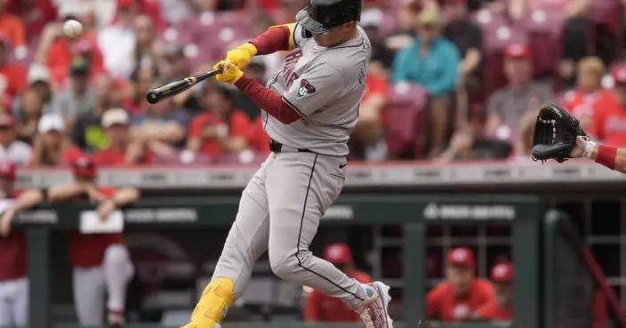 Corbin Carroll hit a 2-out RBI single in the 8th to put the DBacks on top, beat struggling Reds 5-4