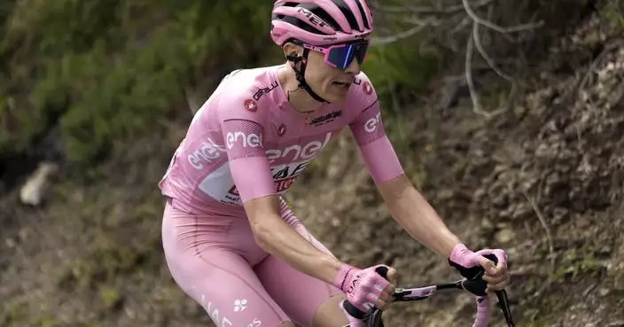 Thomas takes biggest road win of his career on Giro stage 5 as Pocagar keeps leader's pink jersey