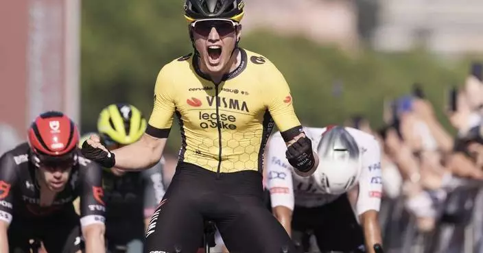 Kooij sprints to win 9th stage of Giro d'Italia on grand tour debut. Pogacar keeps overall lead