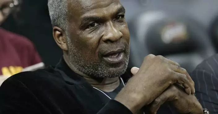 Charles Oakley declines invite to MSG as long as James Dolan is in charge