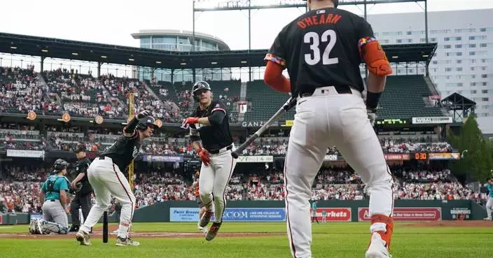 Gunnar Henderson's leadoff homer launches big 1st inning for Orioles in 9-2 win over Mariners