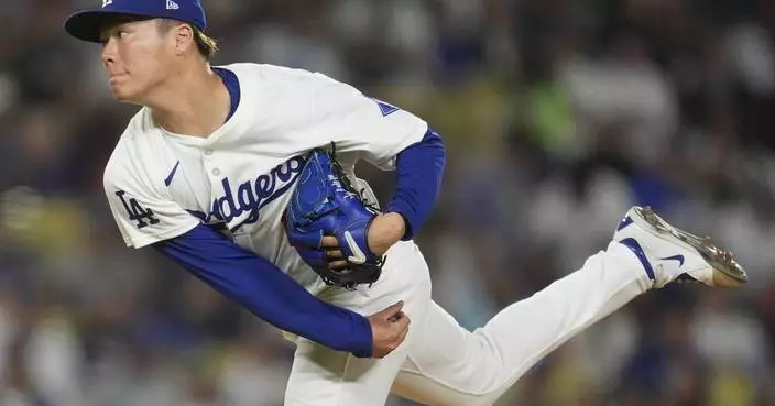 Yamamoto goes 8 innings and Muncy hits early slam as Dodgers beat Marlins 8-2 for 6th straight win
