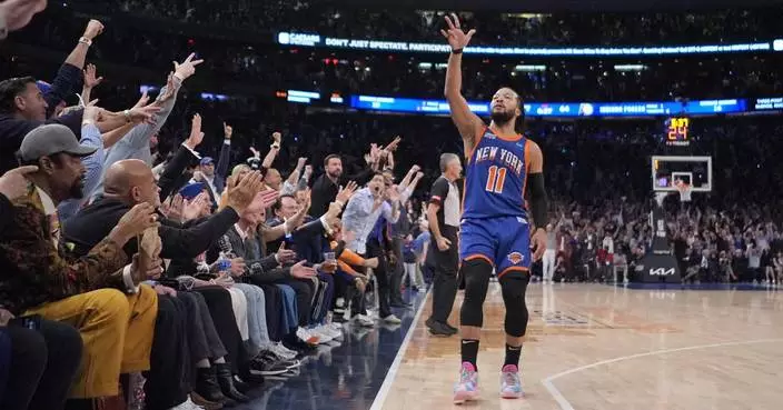 Brunson scores 44, Knicks beat Pacers 121-91 to move a win away from conference finals