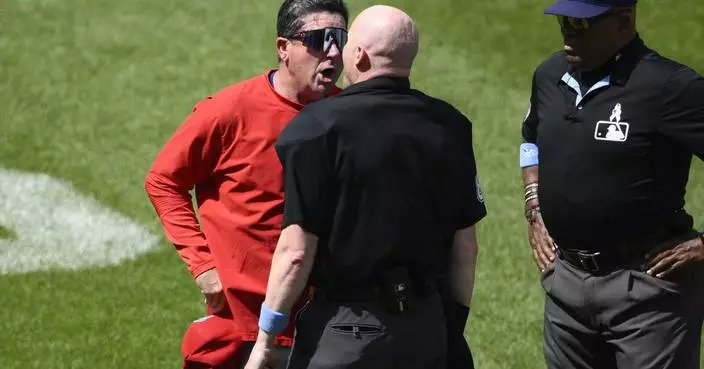 Phillies manager Rob Thomson ejected in the 6th inning during an animated argument