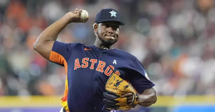 Astros&#8217; Ronel Blanco pulled after 7 no-hit innings against Tigers. Ryan Pressly allows single in 8th