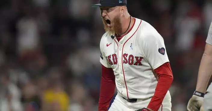 Zack Kelly escapes bases-loaded jam as Red Sox set club record with 9 steals in 9-3 win over Yankees