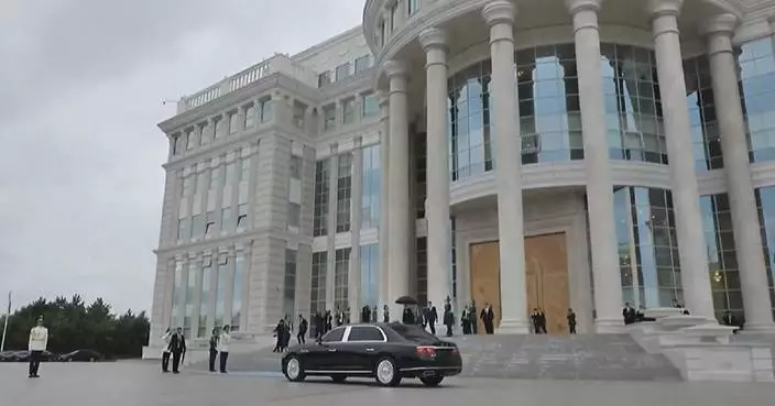 Xi arrives at Kazakh presidential palace to attend welcome ceremony