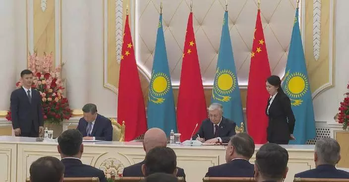 Xi, Tokayev jointly attend signing ceremony, meet press