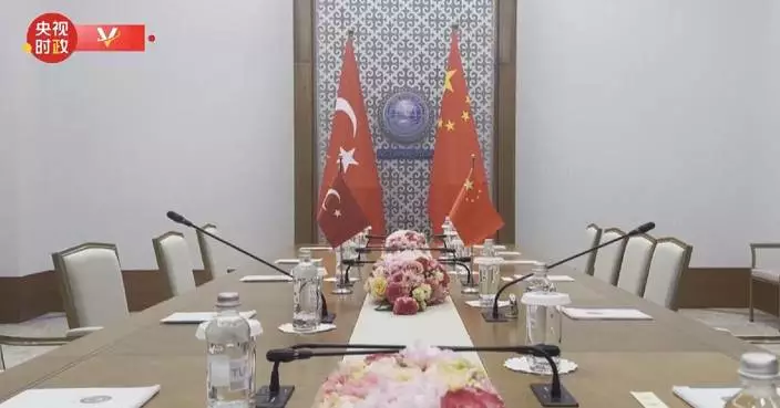 Chinese President Xi meets with Turkish President Erdogan