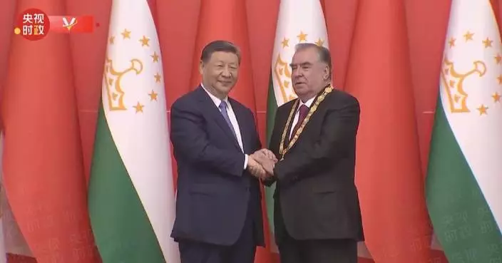 Xi awards Tajik President Rahmon China&#8217;s friendship medal
