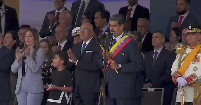 Venezuelan president presides over military parade celebrating Independence Day