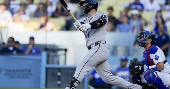Diamondbacks' Christian Walker continues his Dodger Stadium rampage, hitting 2 more homers