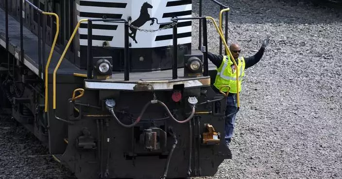 Norfolk Southern results complicated by derailment insurance payments, proxy fight and productivity