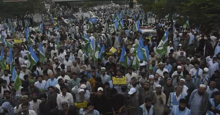 Key Pakistani Islamist party begins sit-in to protest increase in electricity bills