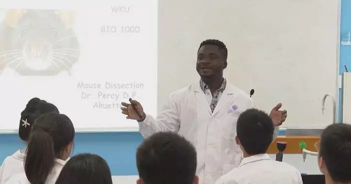 Young Ghanaian enjoy life, work in Wenzhou