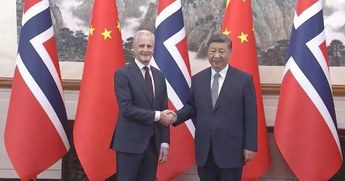 Xi meets Norwegian PM in Beijing