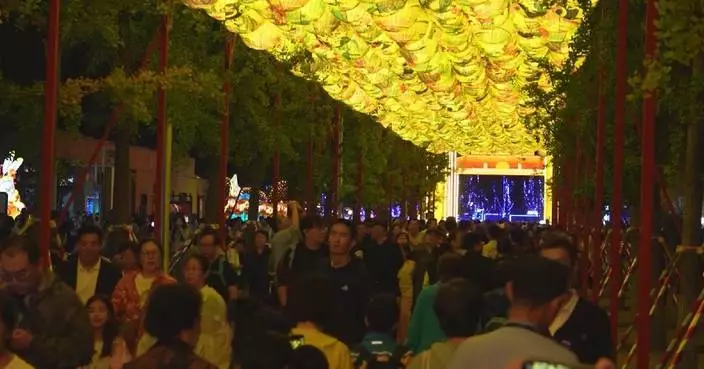 Largest-ever lantern fair held in Beijing for Mid-Autumn Festival, National Day