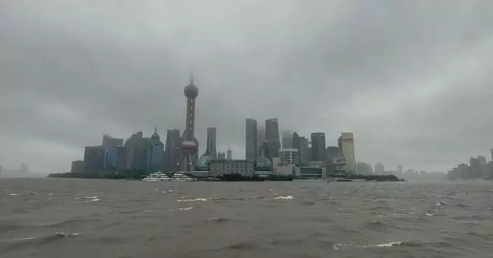 Shanghai goes all out to mitigate Typhoon Bebinca's ravaging