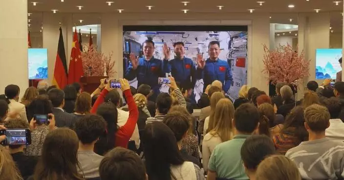 Shenzhou-18 crew sends video message to German teens during CMG cultural event