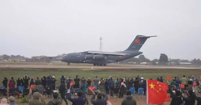 China&#8217;s self-developed Y-20 aircraft wows visitors at airshow in S Africa