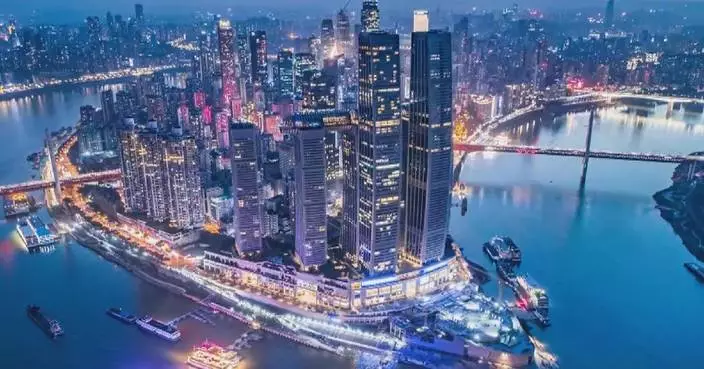 Canadian vlogger aims to present beautiful, vibrant Chongqing to world