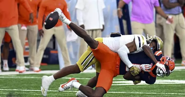 Kyle McCord passes for 4 TDs as Syracuse knocks off newly ranked No. 23 Georgia Tech 31-28