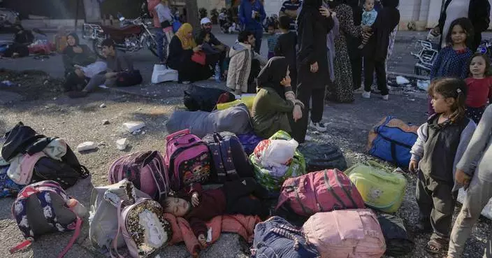 Hundreds of fleeing families sleep on beaches and streets after Israel&#8217;s strikes shake Beirut