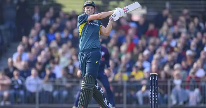 Green leads Australia to third win over Scotland and T20 series sweep