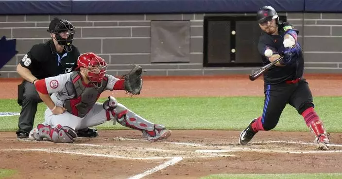 Alejandro Kirk&#8217;s winning hit in 11th inning pushes Blue Jays past Cardinals 4-3