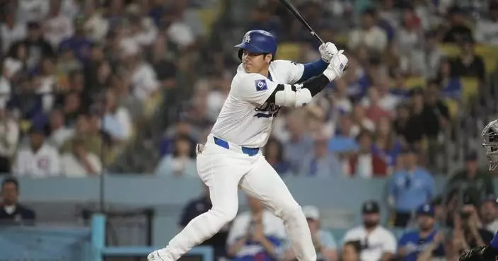 Dodgers hit 4 homers in 1st, then rally to beat Cubs 10-8. Ohtani homers and steals a base