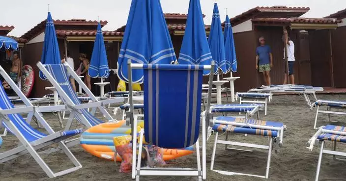 Italy approves new rules to put beach concessions up for bidding by 2027