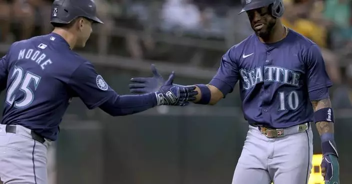 Luis Urías homers and knocks in 4 as Mariners rout Athletics 16-3