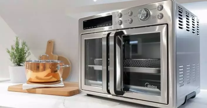 Midea Flexify French Door Air Fryer Oven Shine at IFA 2024: Versatility and Convenience Meets Sleek Design