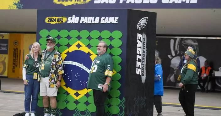 Some NFL fans defy host soccer club's preference by wearing green to Packers-Eagles game in Brazil