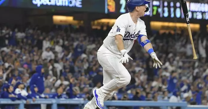 Dodgers rally with 5 runs in 7th and beat Padres 7-2 to clinch 11th NL West title in 12 years