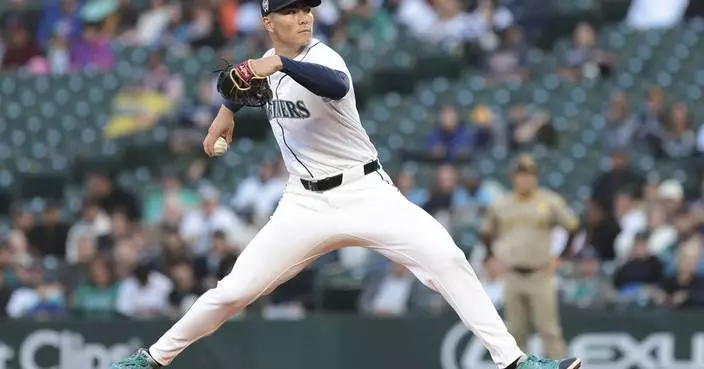 Mariners righty Bryan Woo loses perfect game in 7th inning on homer by Fernando Tatis Jr.