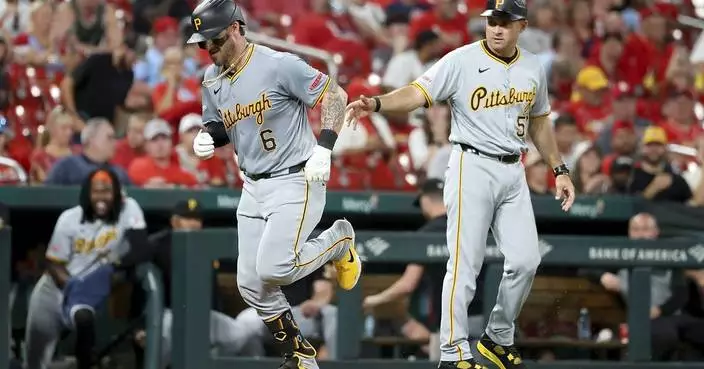 Grandal homers, Gonzales gets an RBI single in the 8th to push Pittsburgh past St. Louis 3-2