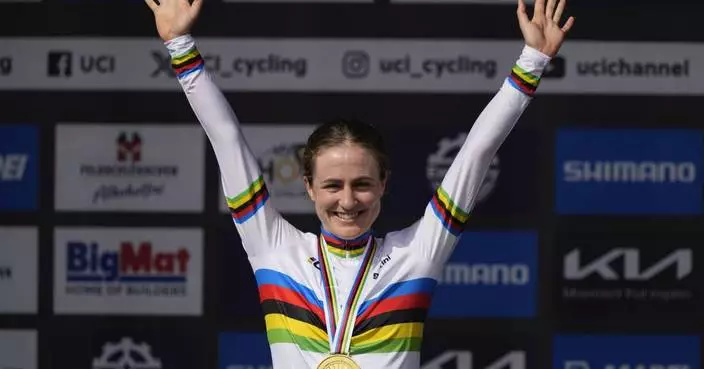 Australian Grace Brown wins women&#8217;s time trial at cycling worlds with men&#8217;s race to follow