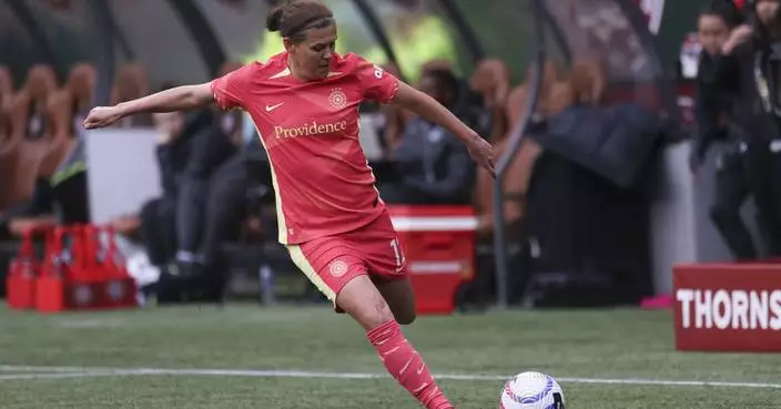 Christine Sinclair announces she&#8217;ll retire from pro soccer at the end of the NWSL season