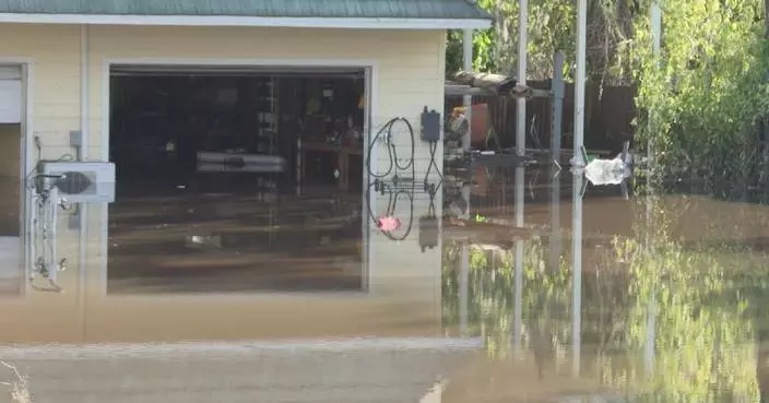 Floodwaters linger in Florida&#8217;s hard-hit area days after Hurricane Milton&#8217;s landfall