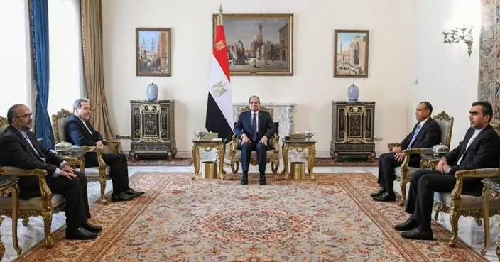 Egyptian president meets with Iranian foreign minister over escalating regional tensions