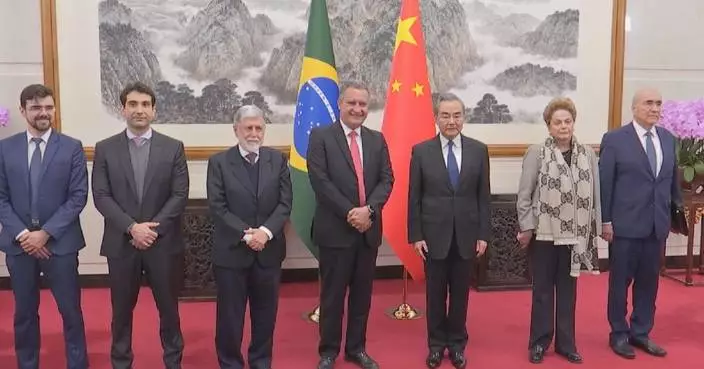 China&#8217;s top diplomat meets Brazilian delegation on bilateral ties