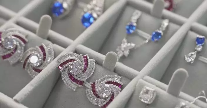 South China&#8217;s &#8220;capital of synthetic stones&#8221; sees rise in gem exports