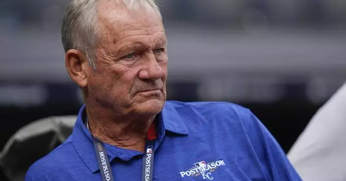 George Brett reminds Royals players of intensity of past playoffs against Yankees